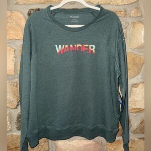 NWT Columbia Women's Hunter Green Wander Crew Neck Sweatshirt